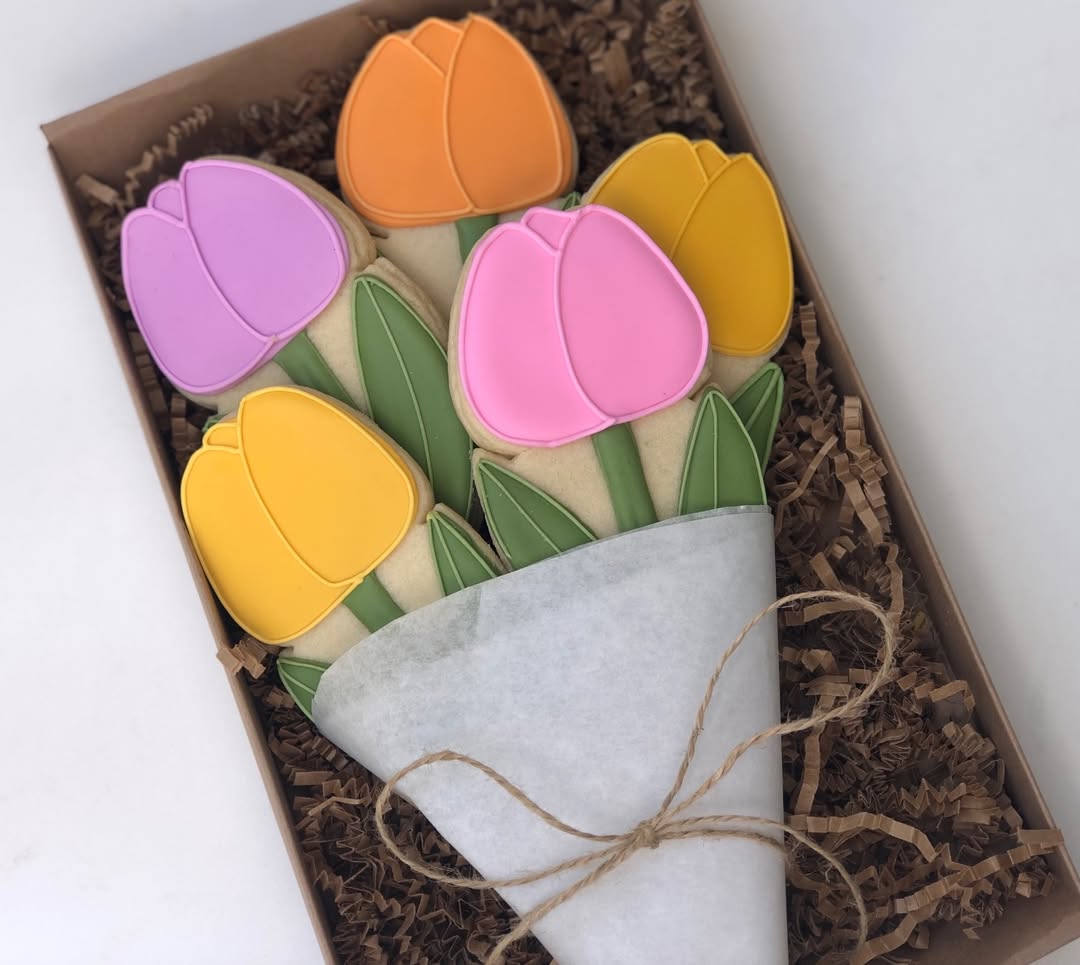 Shavuos tulip bouquet cookie gift box